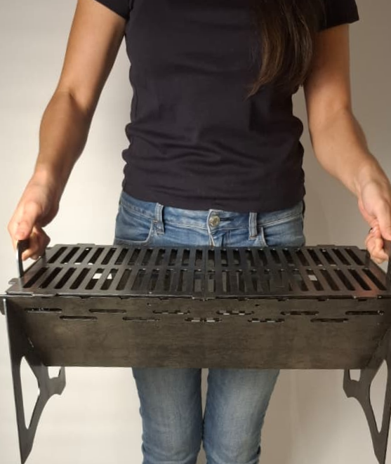 La Poderosa – Portable Argentinian Charcoal Grill (3mm Carbon Steel)