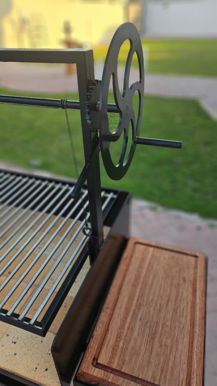 Santa María Grill Gear Wheel Height Adjustment – DD Grills UAE