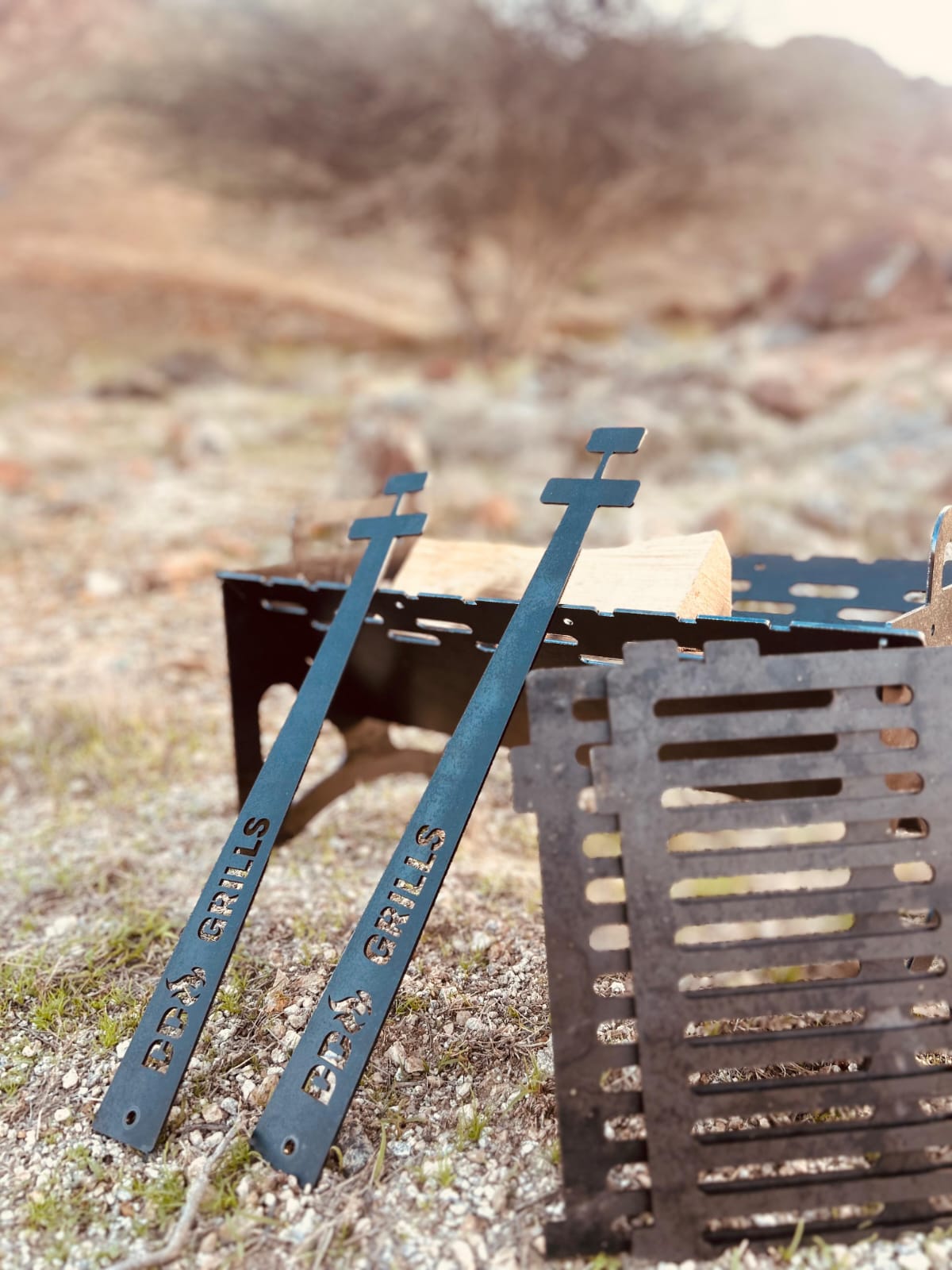 La Poderosa – Portable Argentinian Charcoal Grill (3mm Carbon Steel)